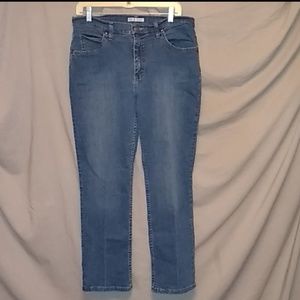 Petite Classic Fit Straight Leg Riders by Lee Jeans